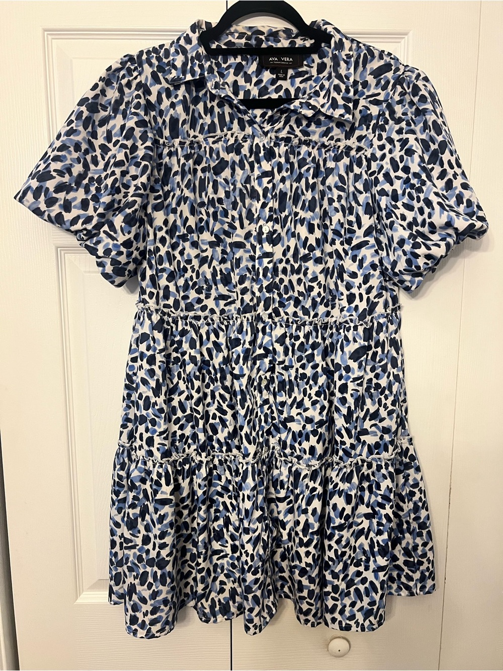 Ava & Vera Blue Printed Tiered button down collared Dress- large